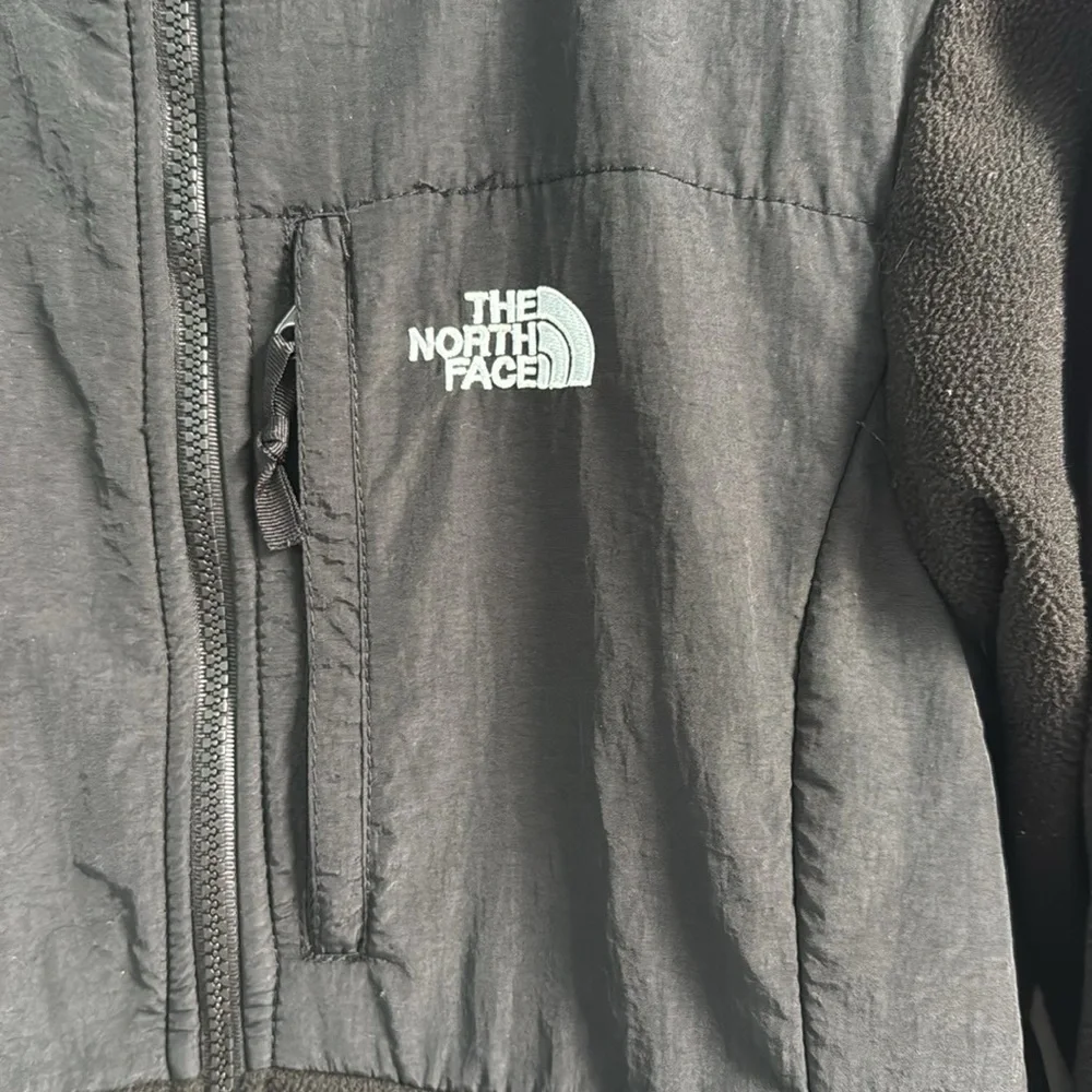 The North Face Girl's Polartec Black Zipper Front Fleece Jacket Size XL